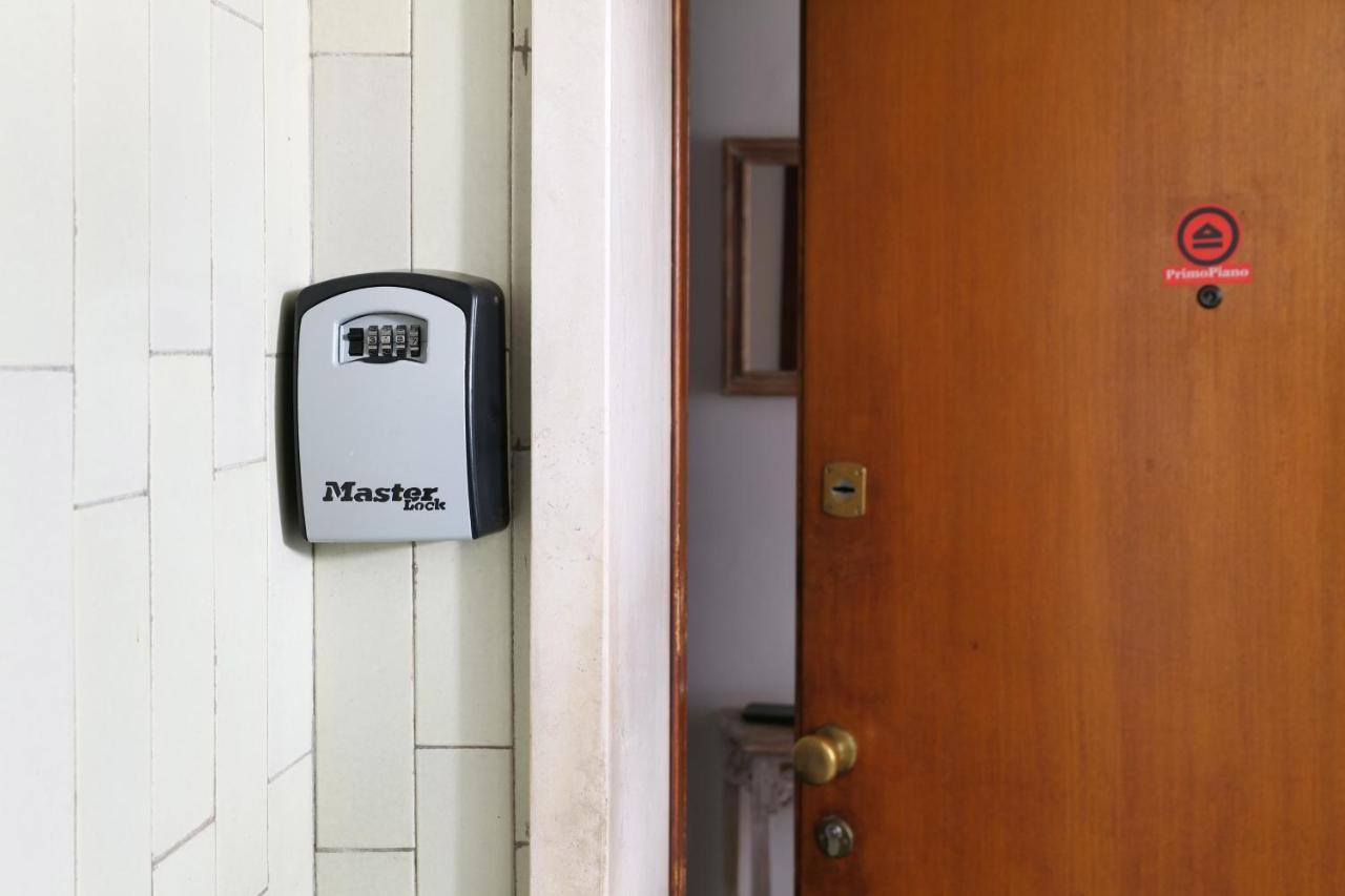 Ferienwohnung Primopiano - Valparaiso Mailand Exterior foto
